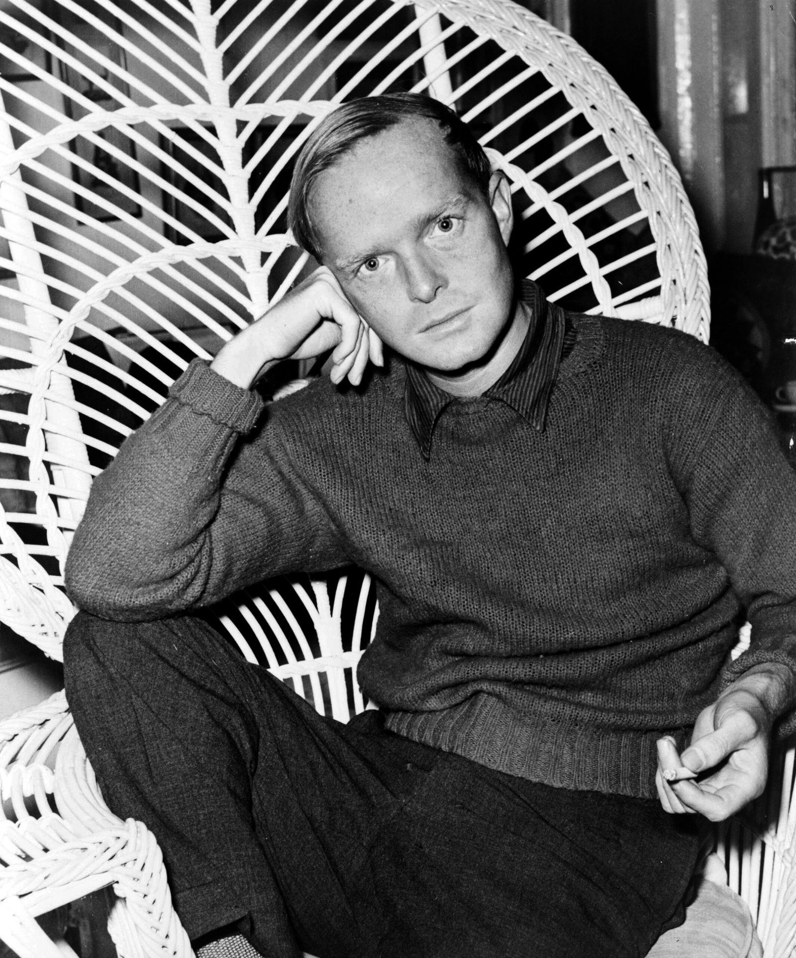Truman Capote (This image  is available from the United States Library of Congress's Prints and Photographs division under the digital ID cph.3c19336.This tag does not indicate the copyright status of the attached work. A normal copyright tag is still required. See Commons:Licensing., Public domain)
