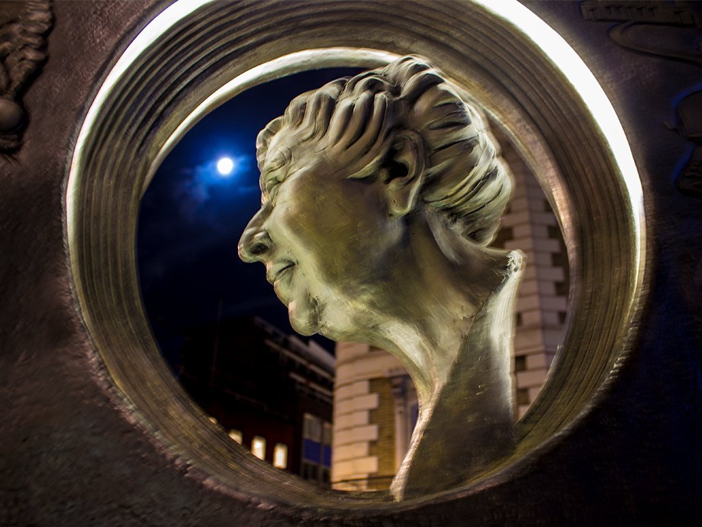 Agatha Christie (pavlinajane, Flickr, CC BY-SA 2.0)