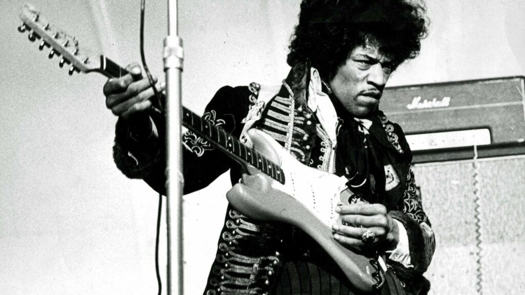 10 Iconic Fashion Moments From Music History That Dramatically Changed Style Forever