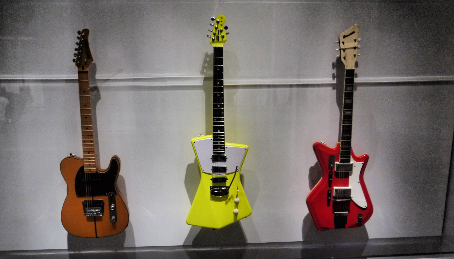 Let's Active (Three Guitars, CC BY 2.0)