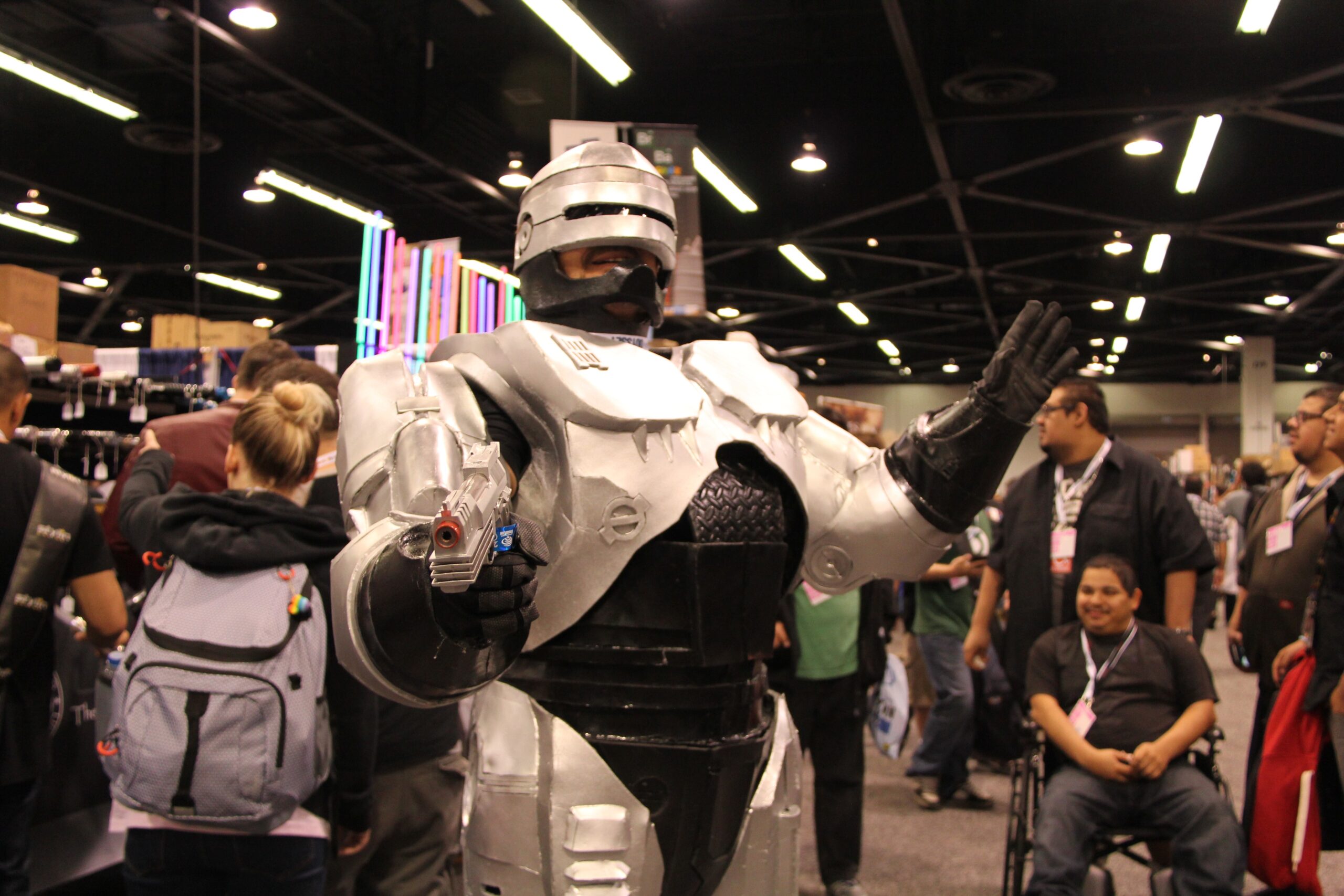 RoboCop (1987) (WonderCon 2015 - Robocop cosplay, CC BY-SA 2.0)