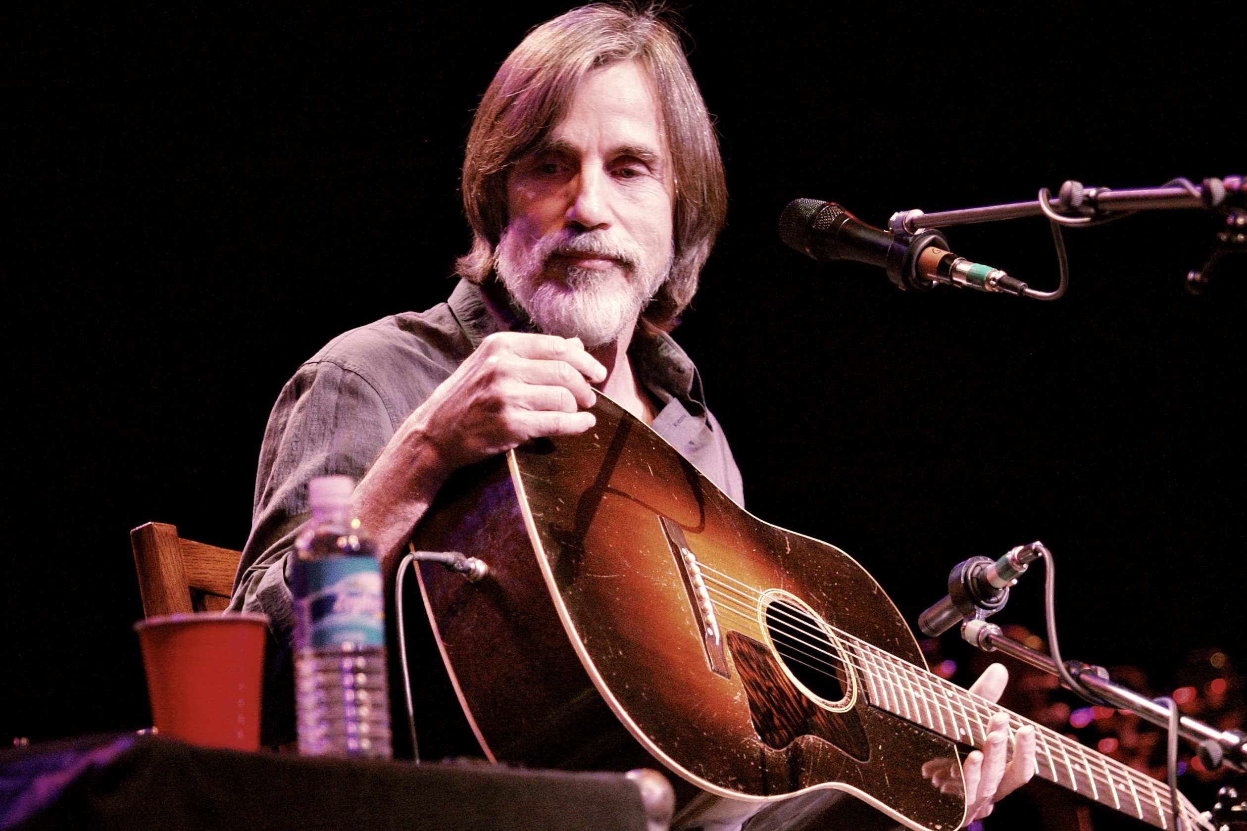 Running on Empty by Jackson Browne (Jackson Brown Live (Cover Photo), CC BY-SA 2.0)