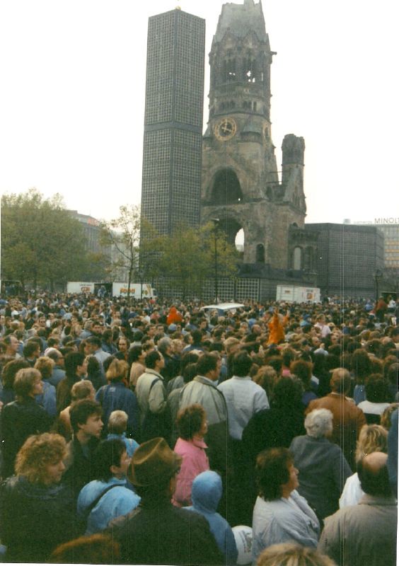 Key Events That Shaped the Decade (gavinandrewstewart, Flickr, CC BY 2.0)